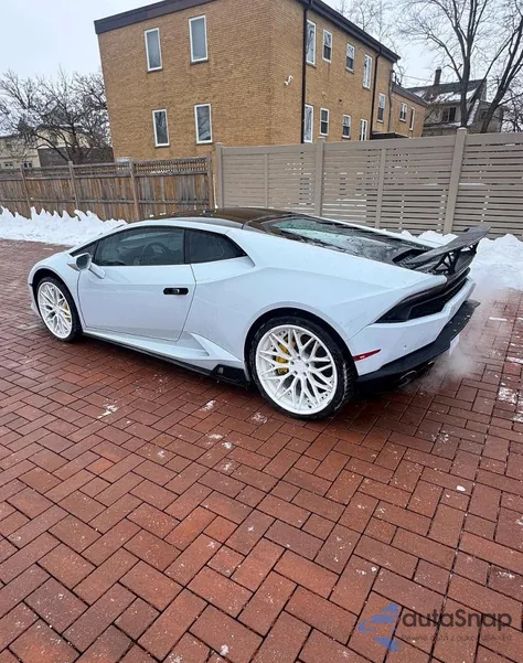 2015 Lamborghini Huracan z USA, uszkodzony, nr VIN ZHWUC1ZF8FLA03249